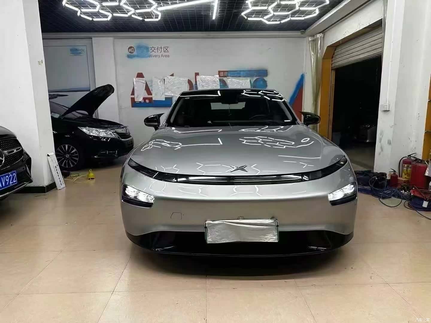 Xpeng P7, 2022 1
