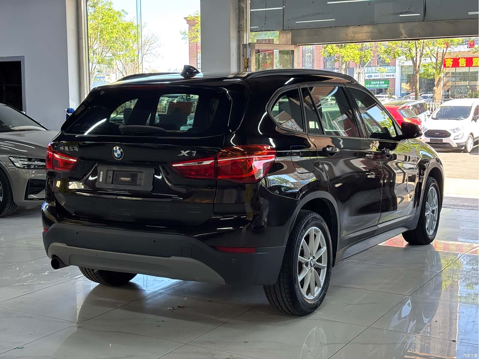 BMW X1, 2016 все фото