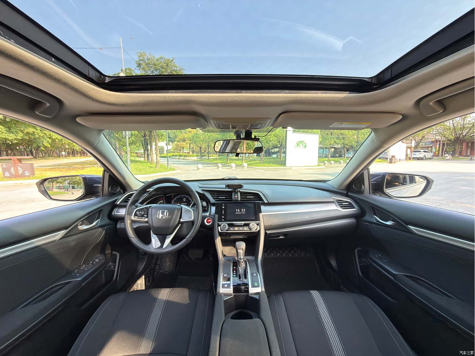 Honda Civic, 2018 8