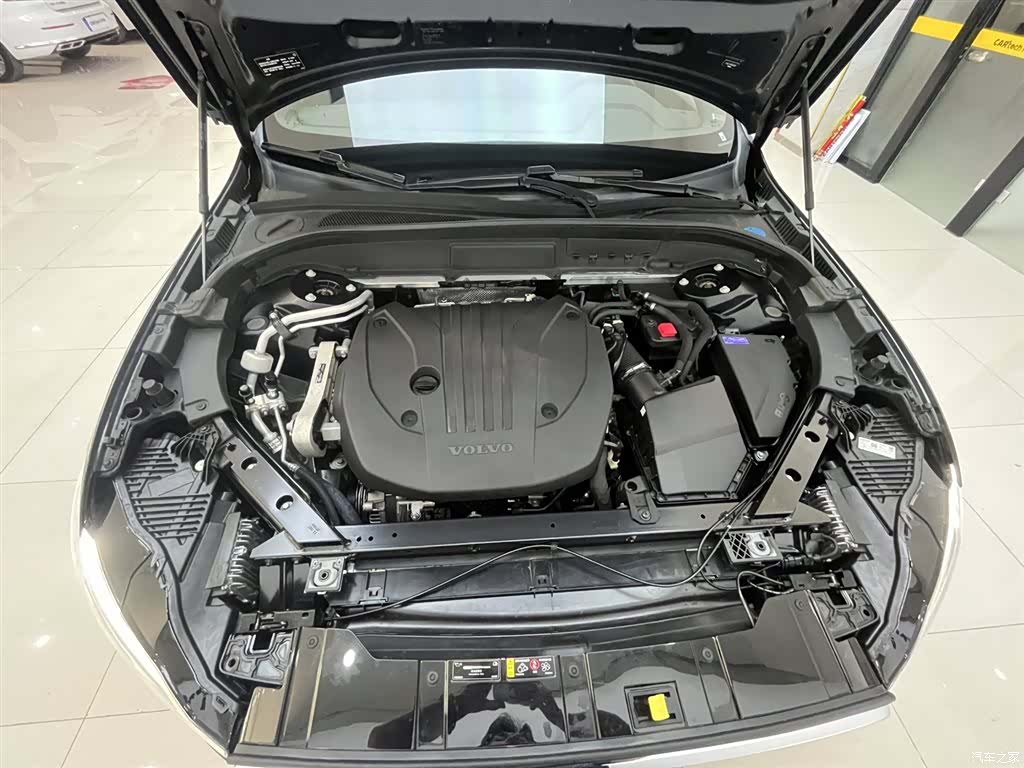 Volvo XC60, 2022 9