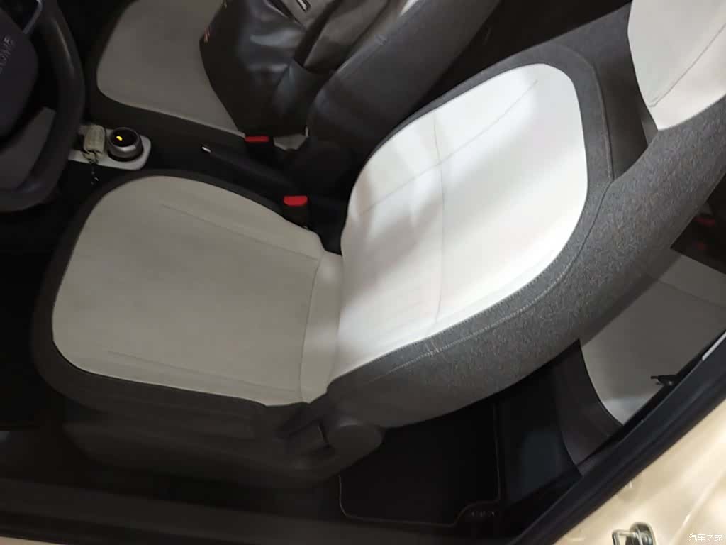 Geely Panda, 2025 15