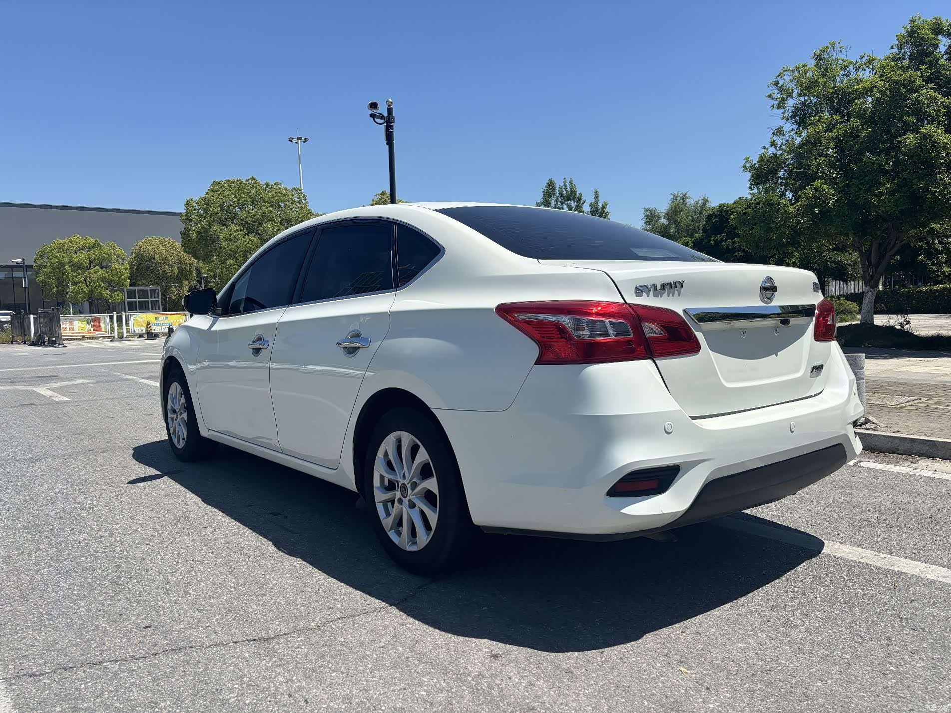 Nissan Sylphy, 2017 7