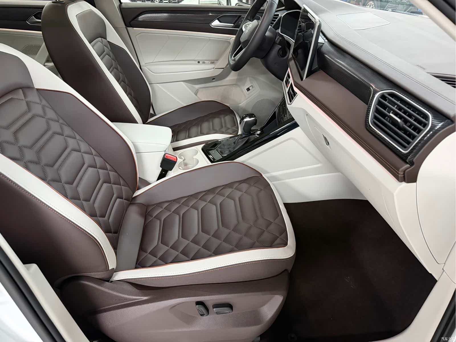 Volkswagen Tayron, 2022 16