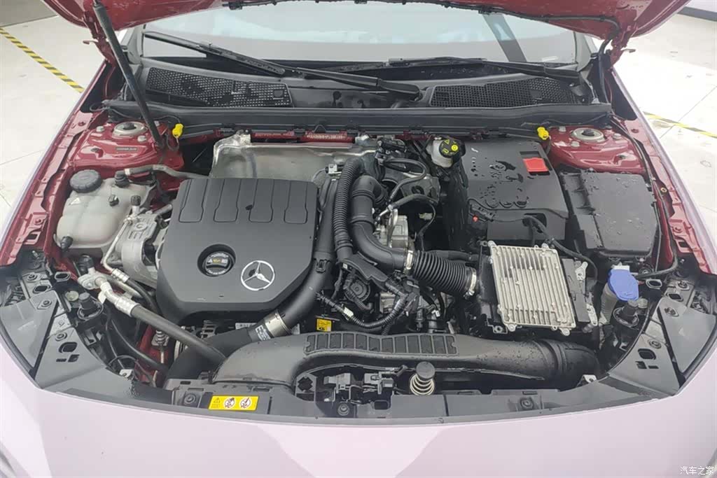Mercedes-Benz A-Class, 2023 10