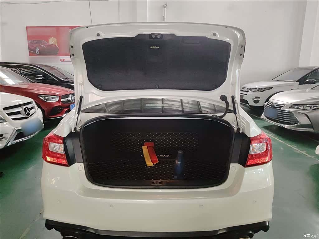 Subaru Legacy, 2018 15