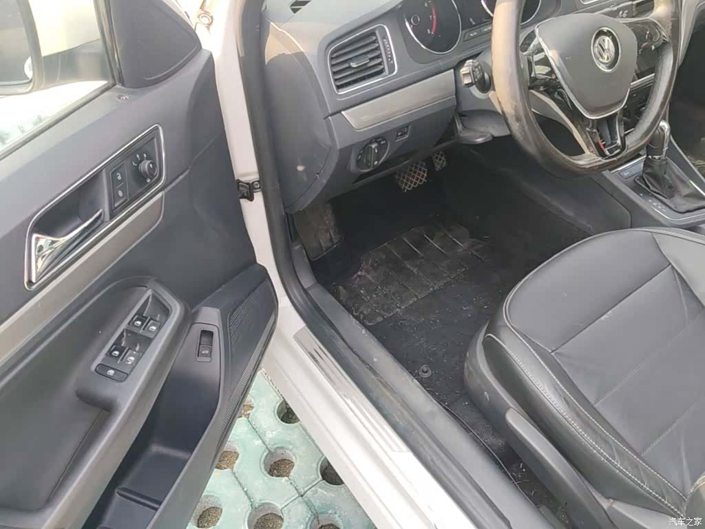 Volkswagen Lavida, 2016 16