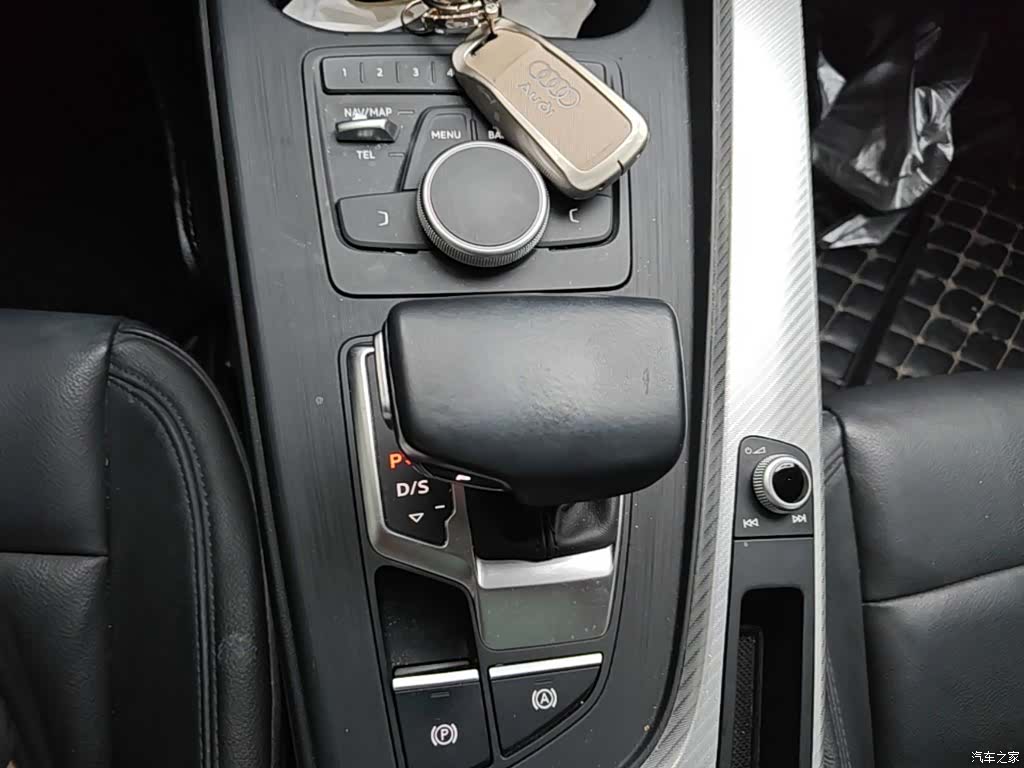 Audi A4L, 2018 14