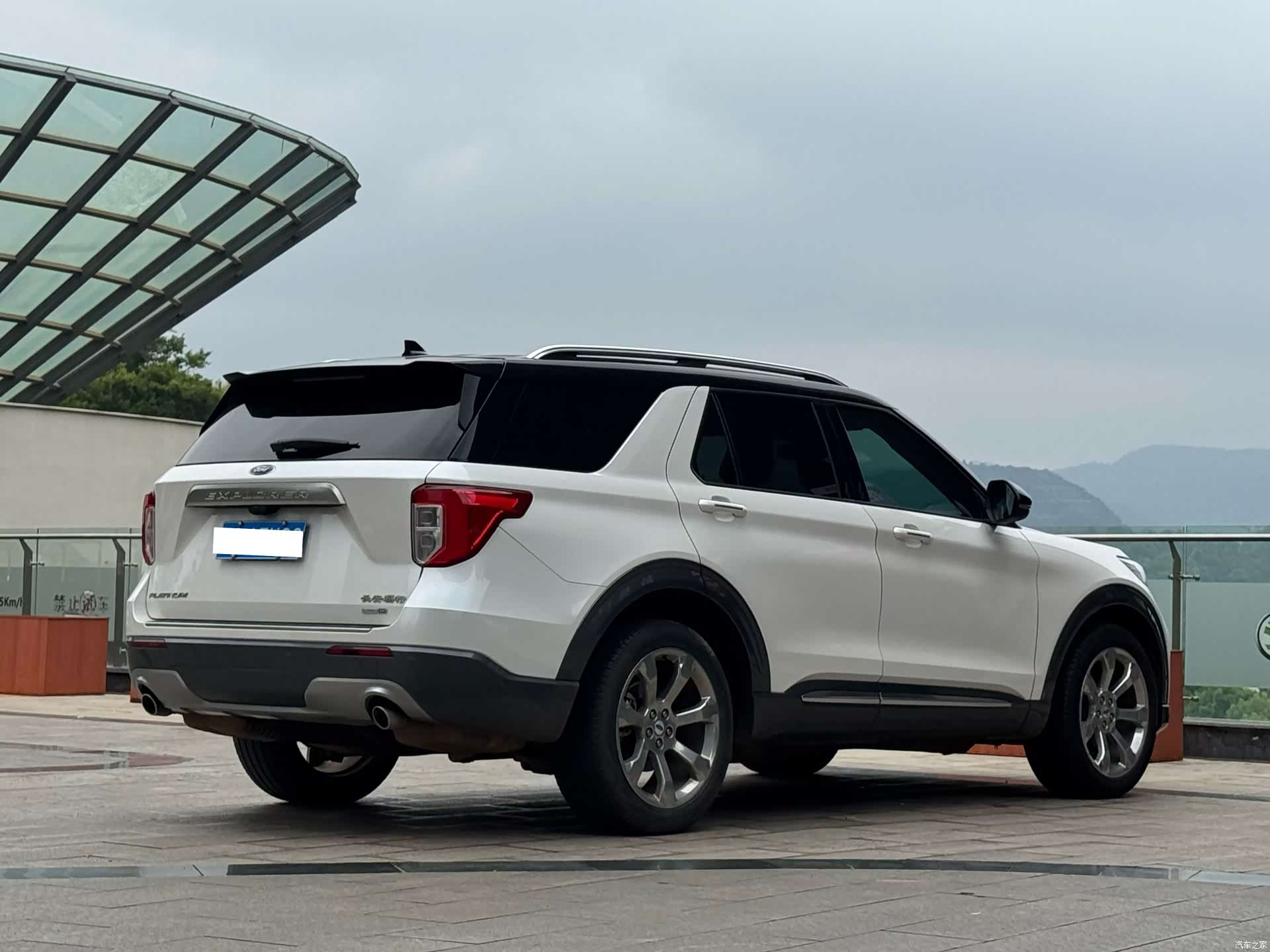 Ford Explorer, 2020 9