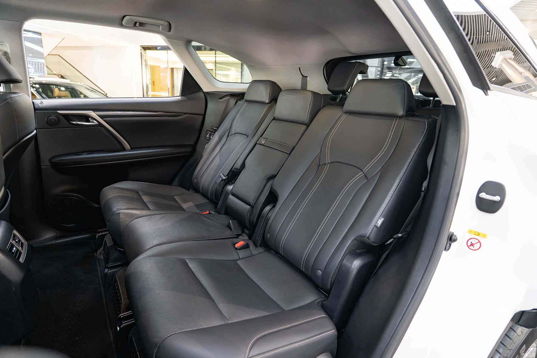 Lexus RX, 2019 12
