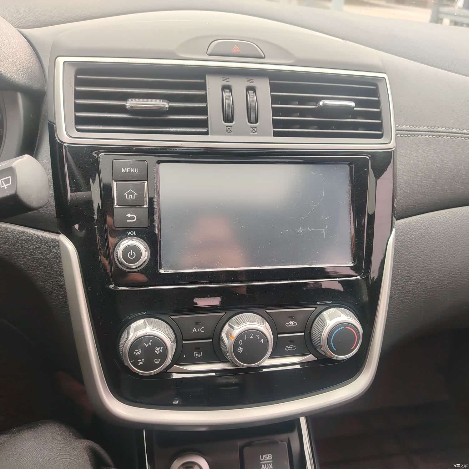 Nissan Tiida, 2017 17