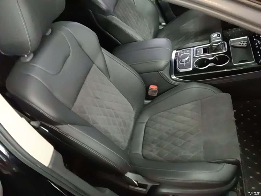 Hongqi HS7, 2022 25