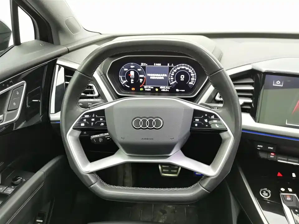 Audi Q4