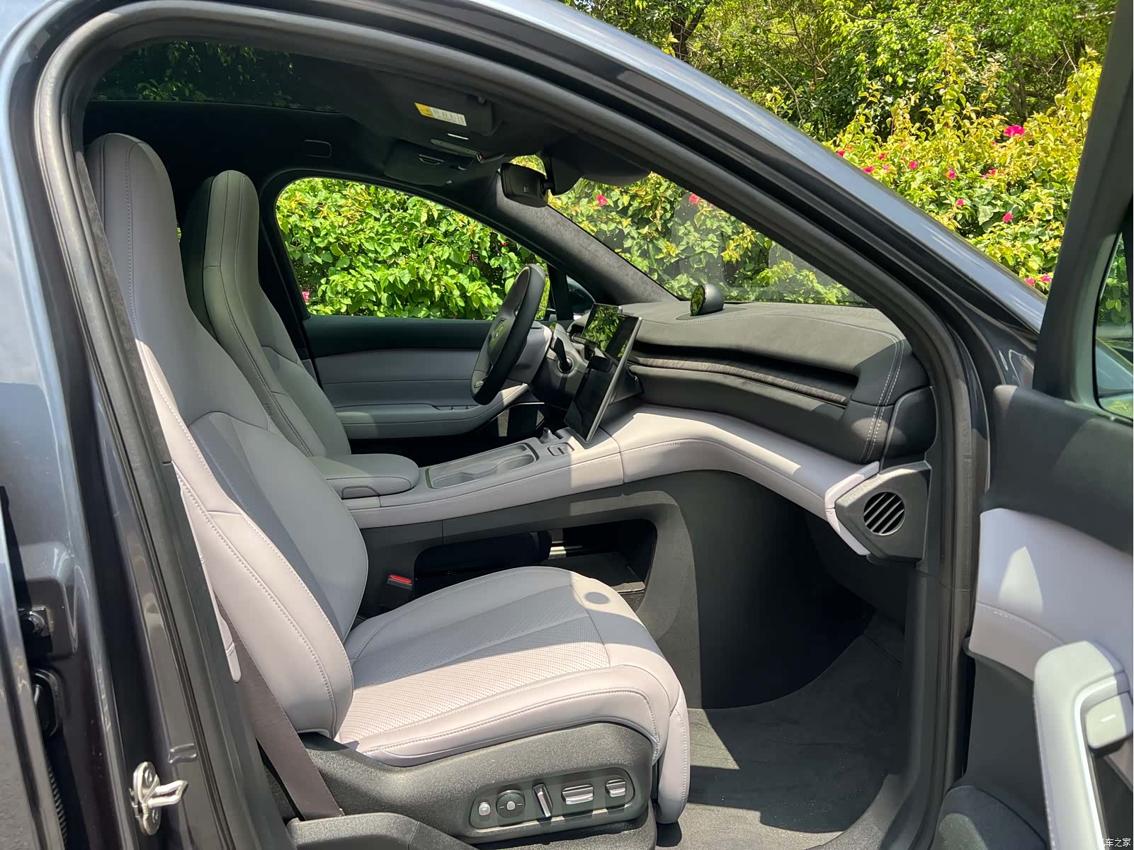 NIO EC6, 2023 15
