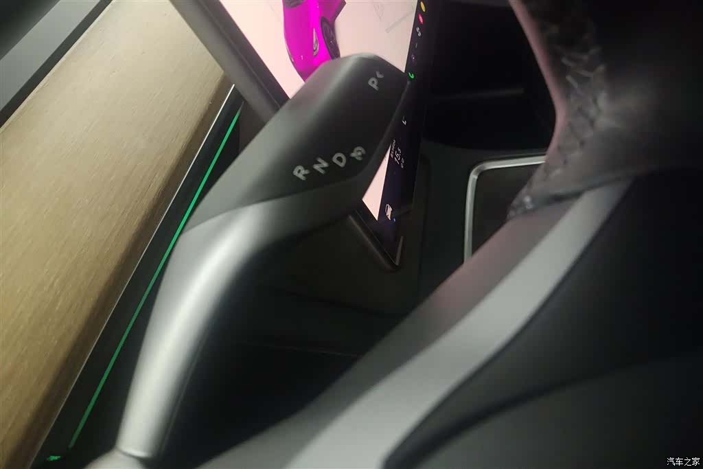 Tesla Model Y, 2021 16