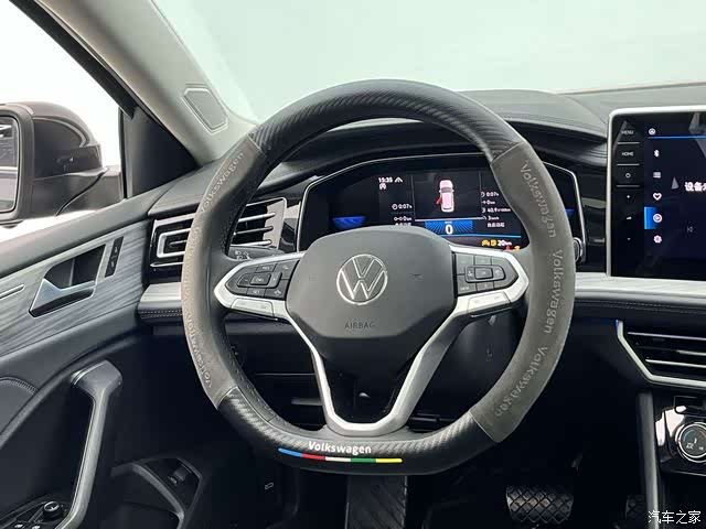 Volkswagen Sagitar, 2025 18