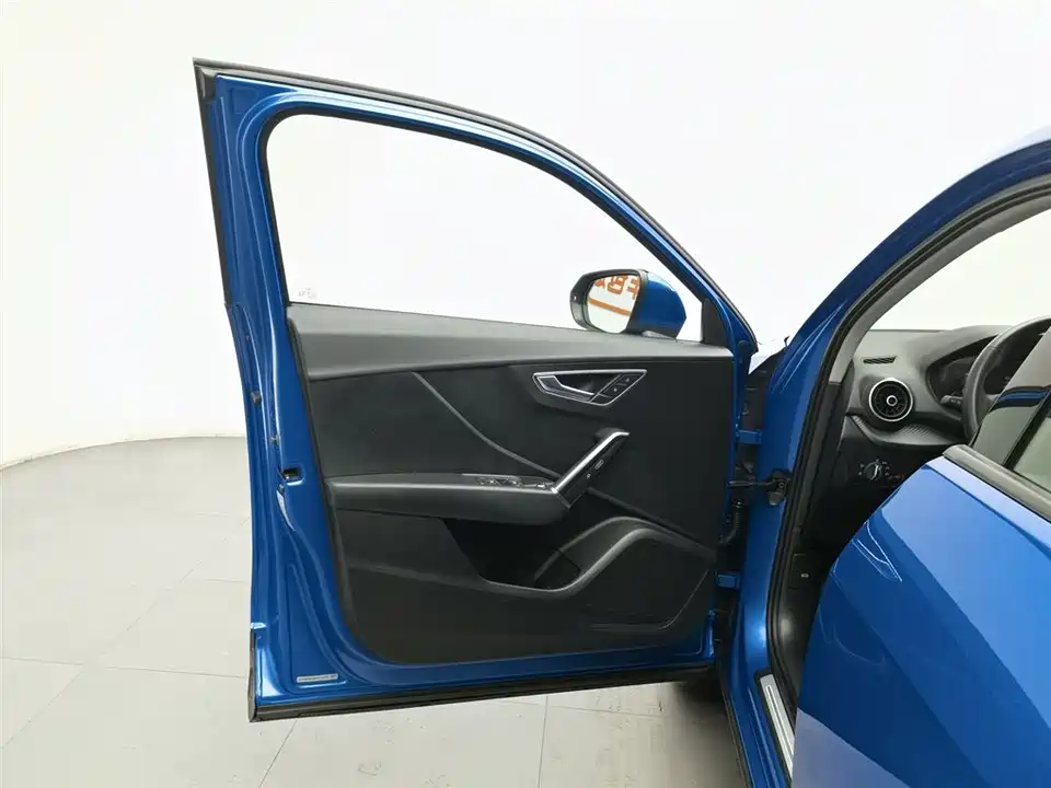 Audi Q2L Audi Q2L