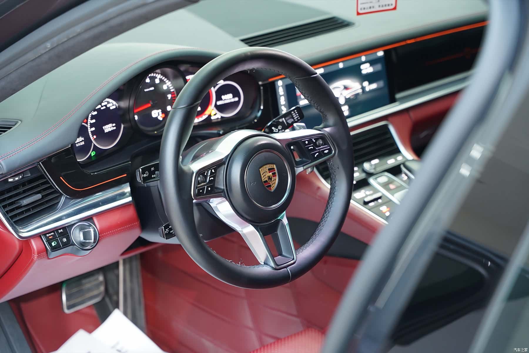 Porsche Panamera, 2018 13