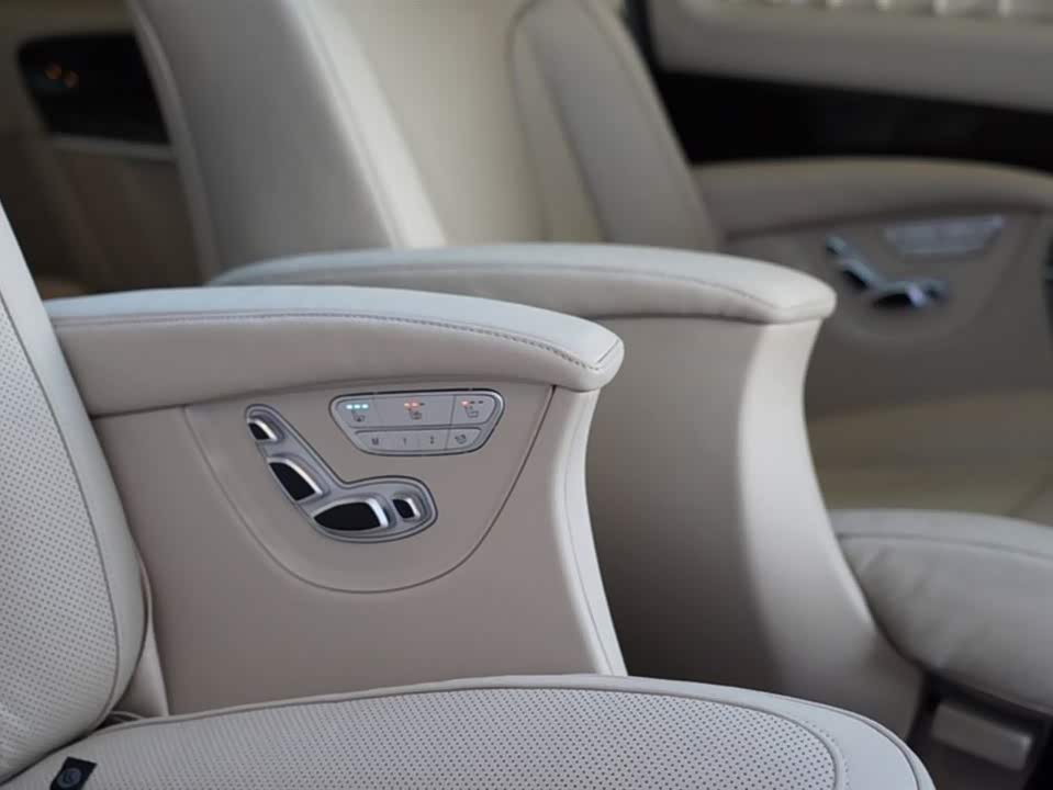 Mercedes-Benz V-class