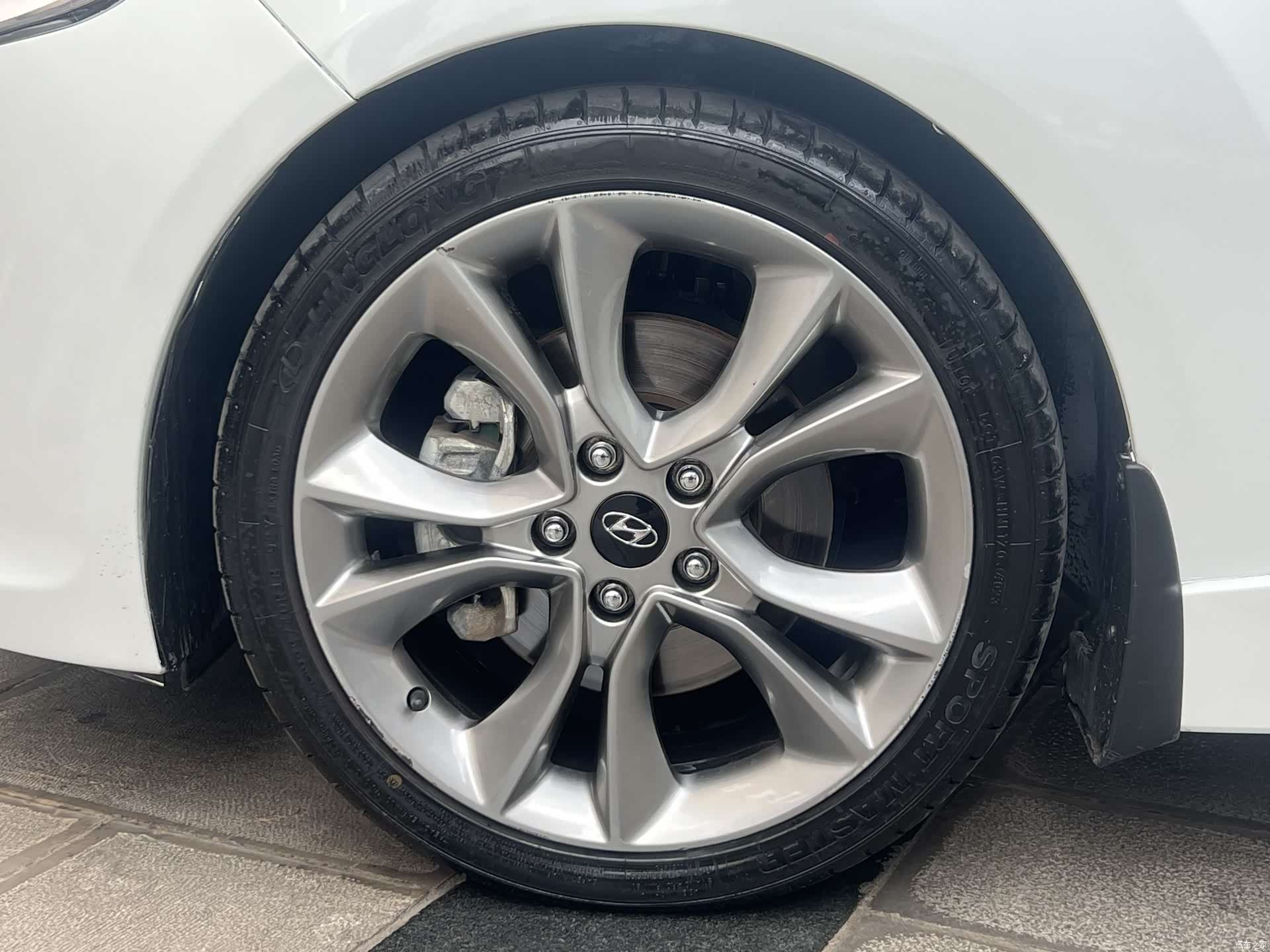Hyundai Veloster, 2016 17