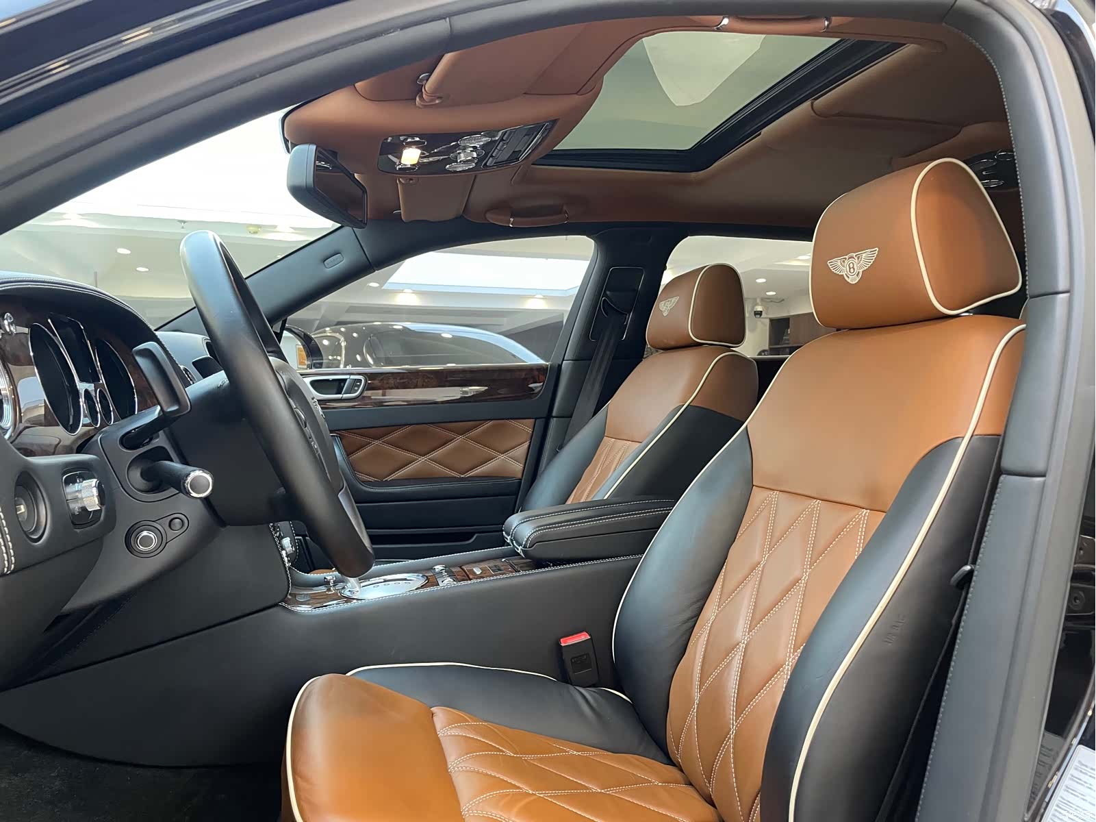Bentley Flying Spur, 2012 9