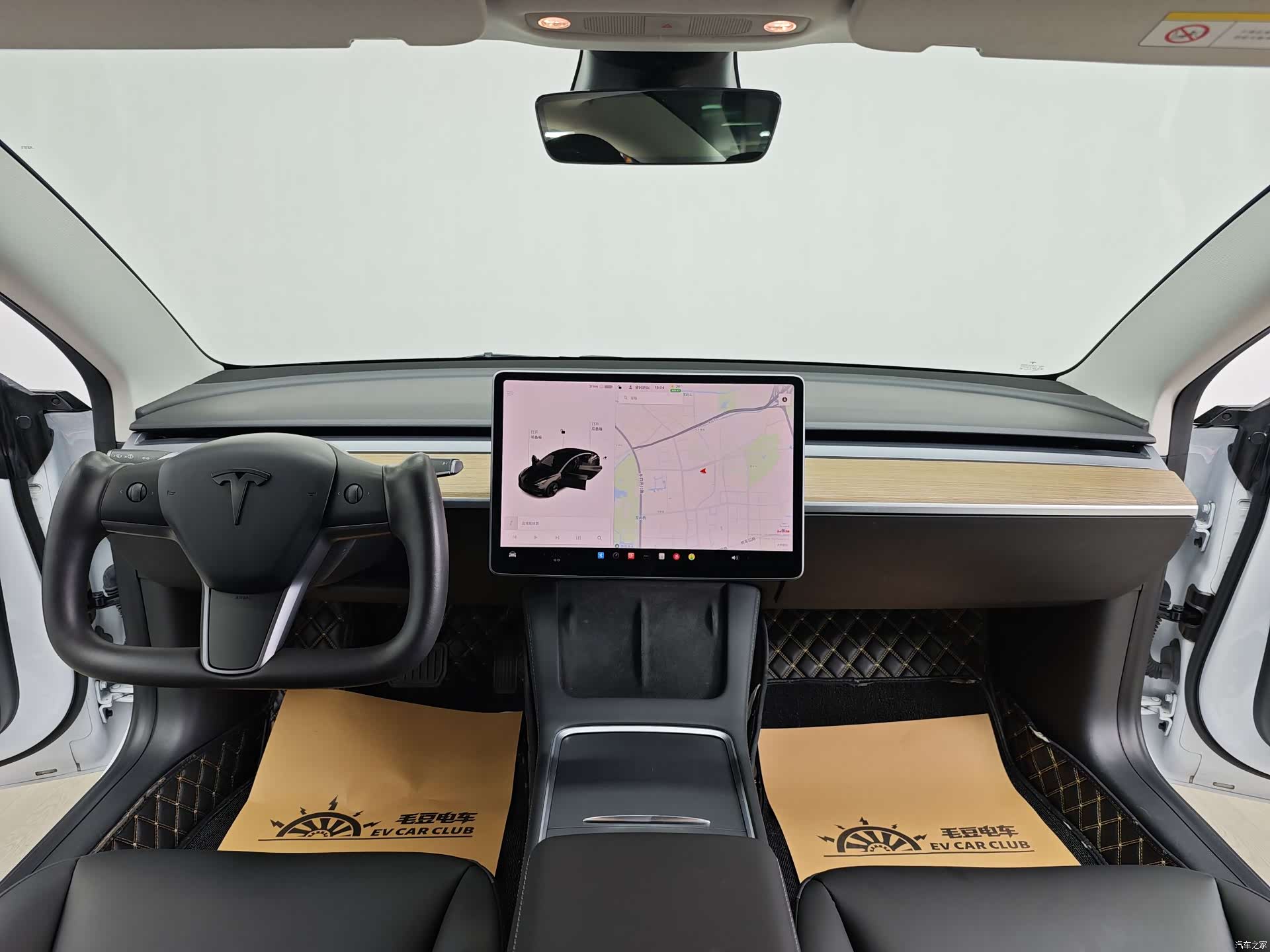 Tesla Model 3, 2021 11