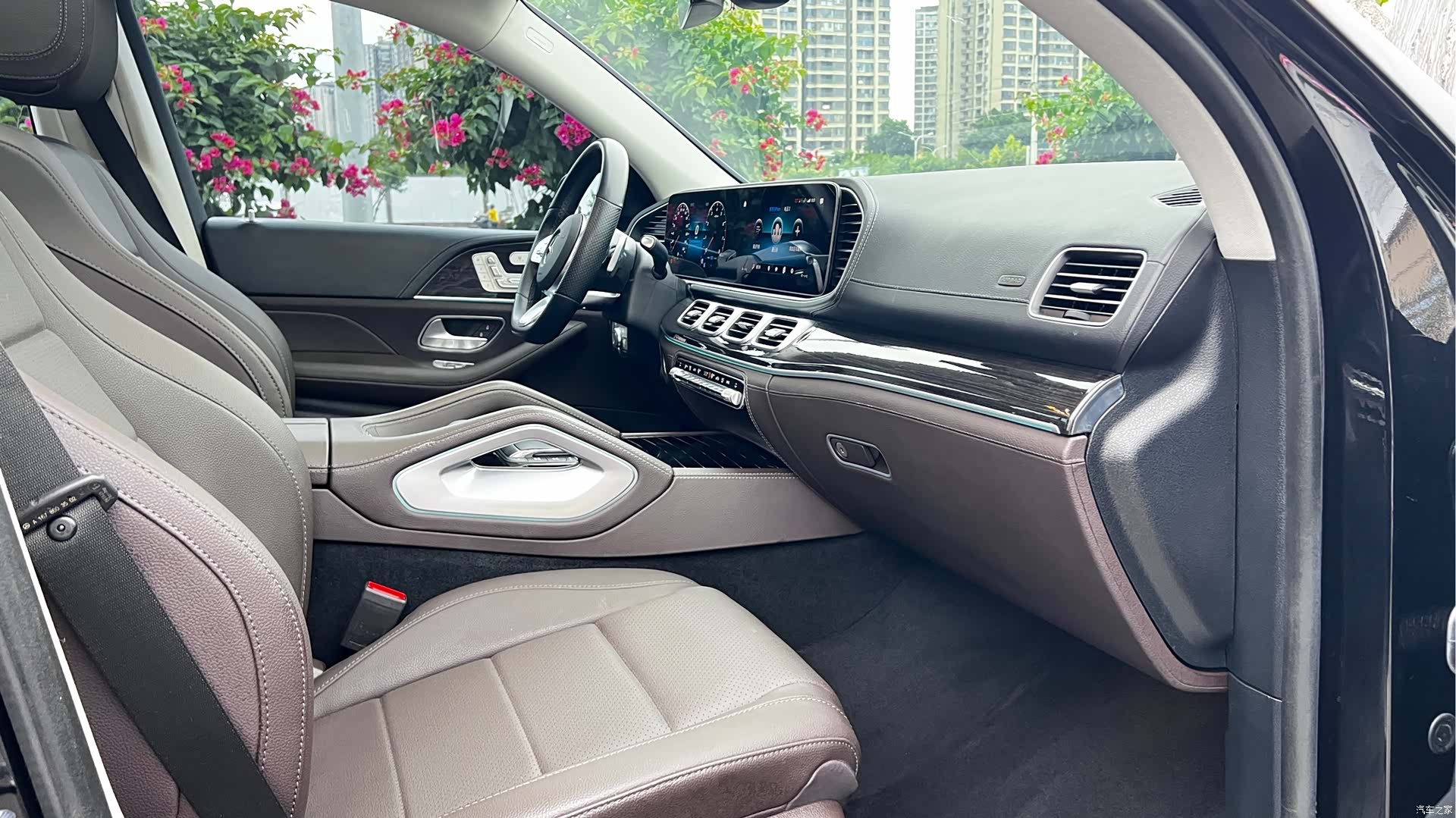 Mercedes-Benz GLS, 2023 10
