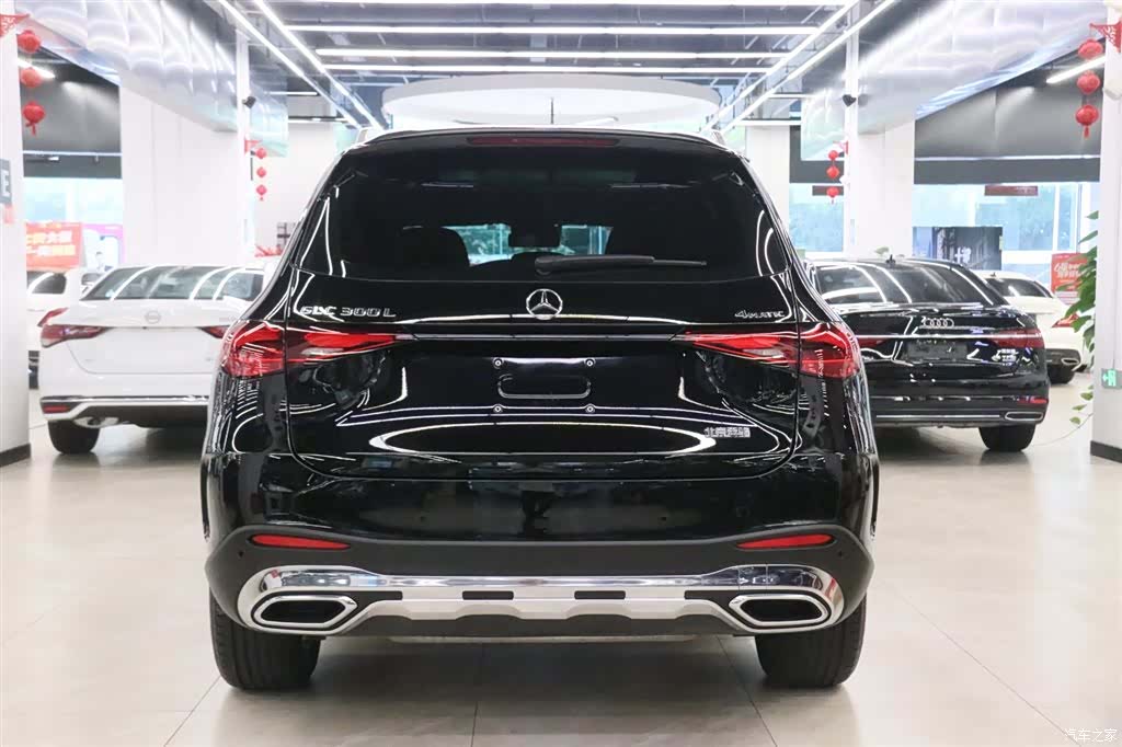 Mercedes-Benz GLC, 2023 4