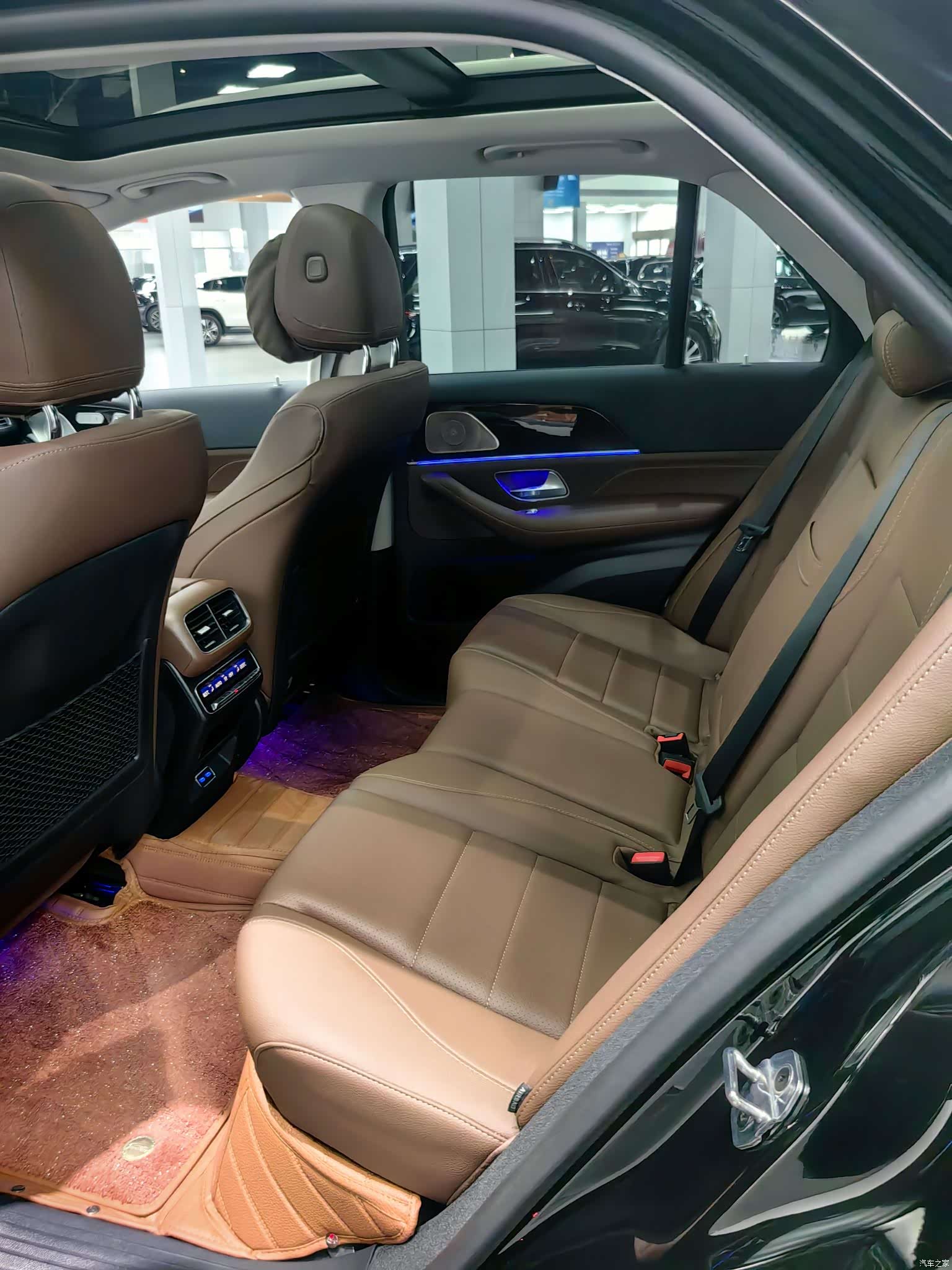 Mercedes-Benz GLE, 2025 9