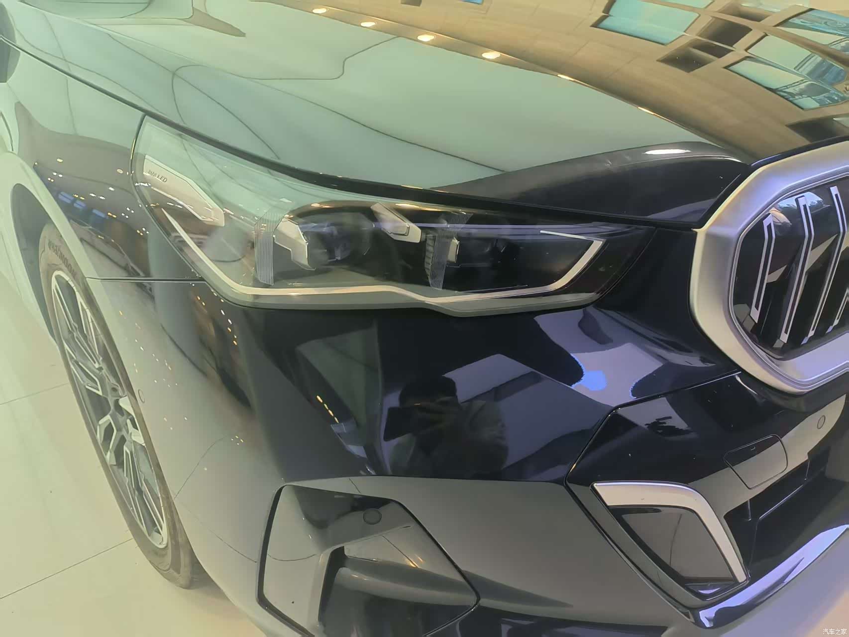 BMW 5 Series, 2025 4