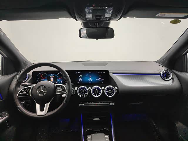Mercedes-Benz GLA 2023, фото 4