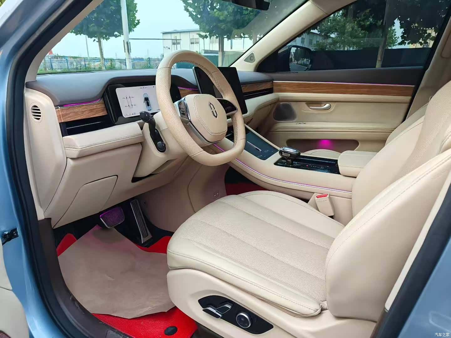 AITO M7, 2023 все фото