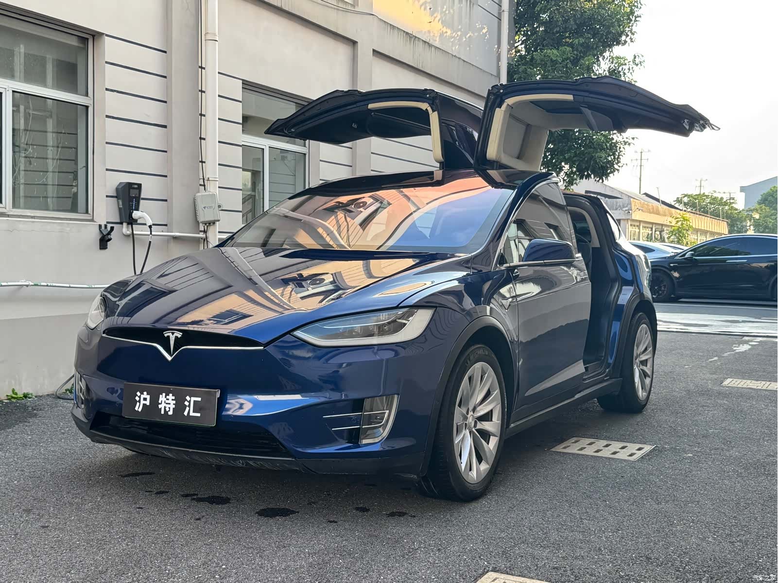 Tesla Model X, 2017 15