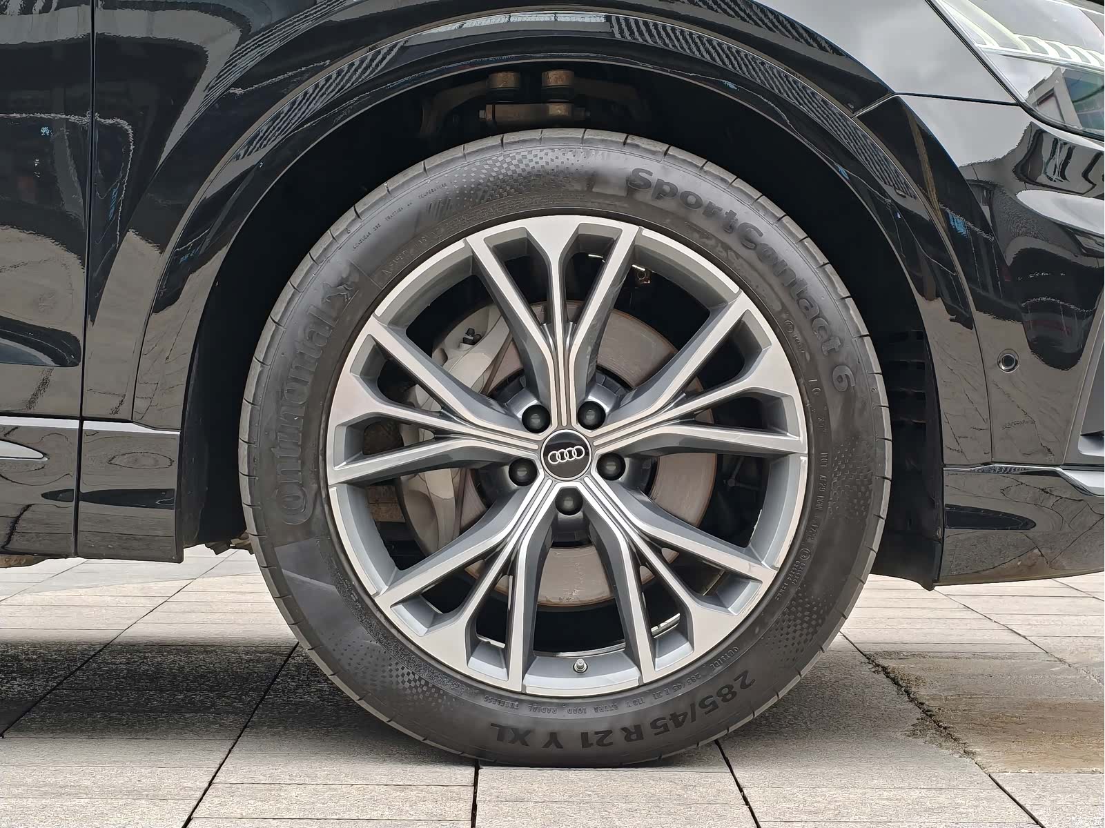 Audi Q8, 2023 все фото
