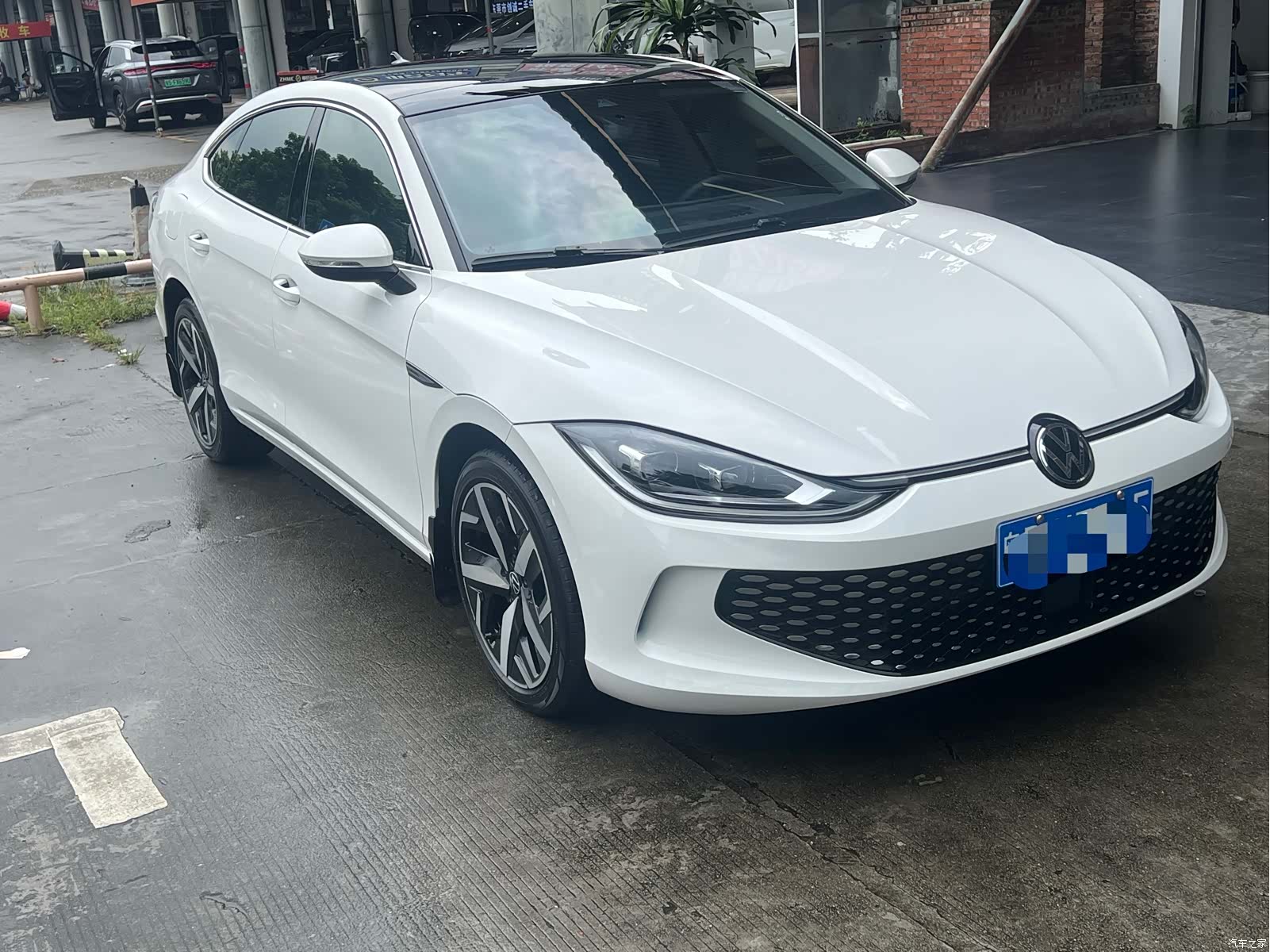 Volkswagen Lamando, 2023 3