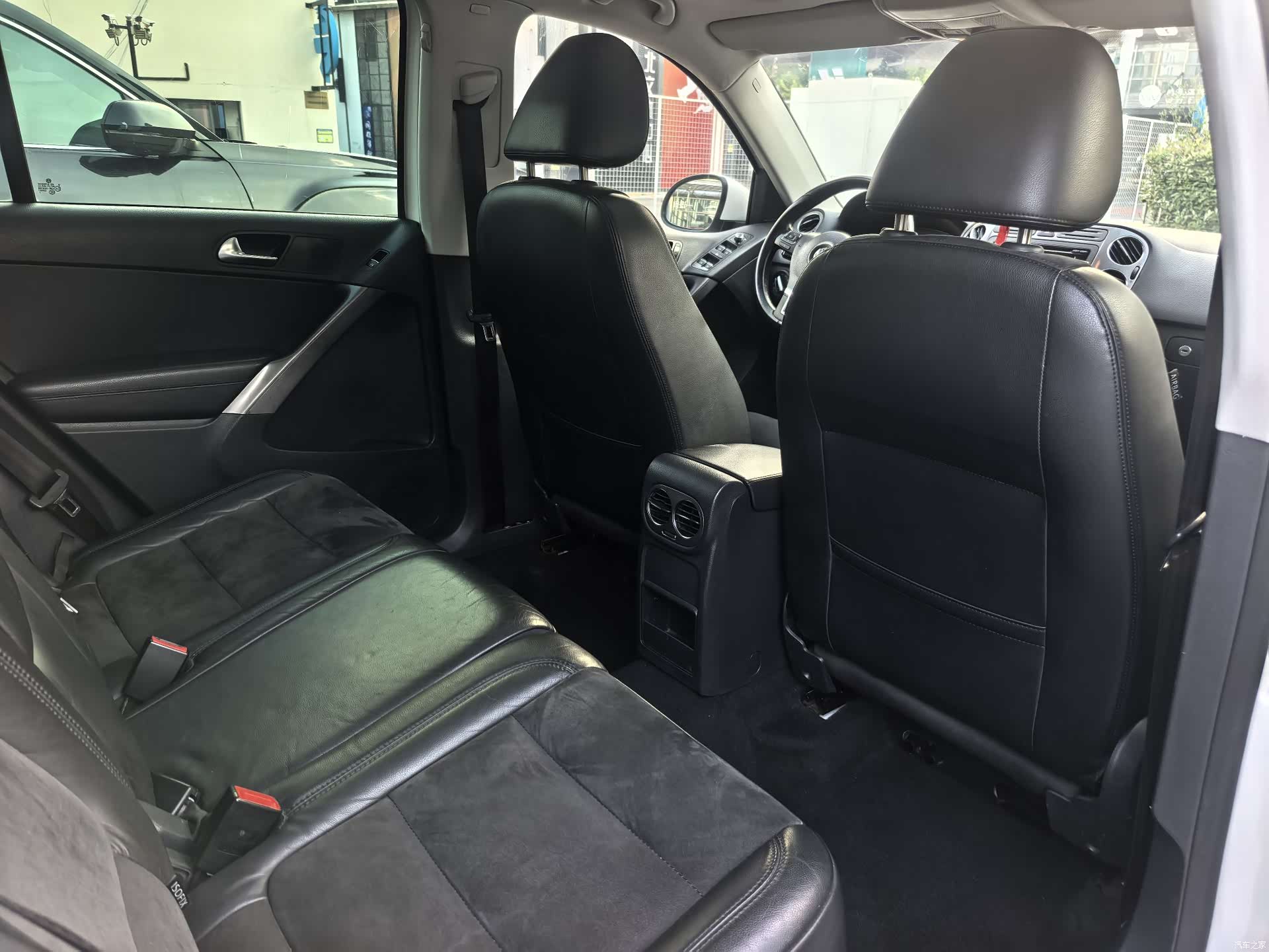 Volkswagen Tiguan, 2013 11