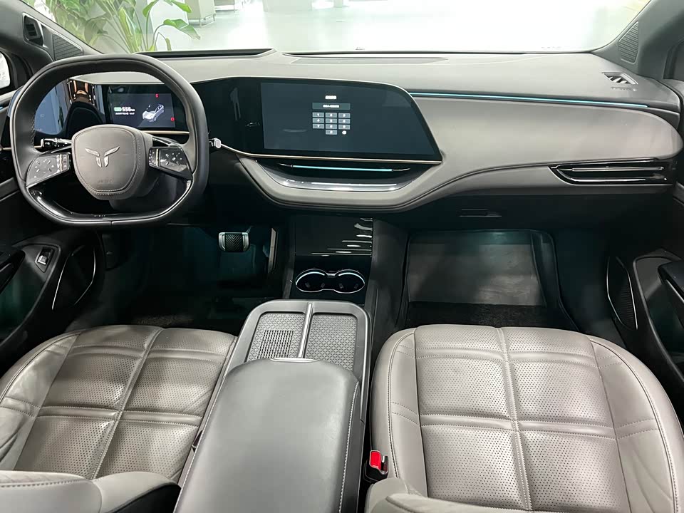 Hongqi EH7 Hongqi EH7