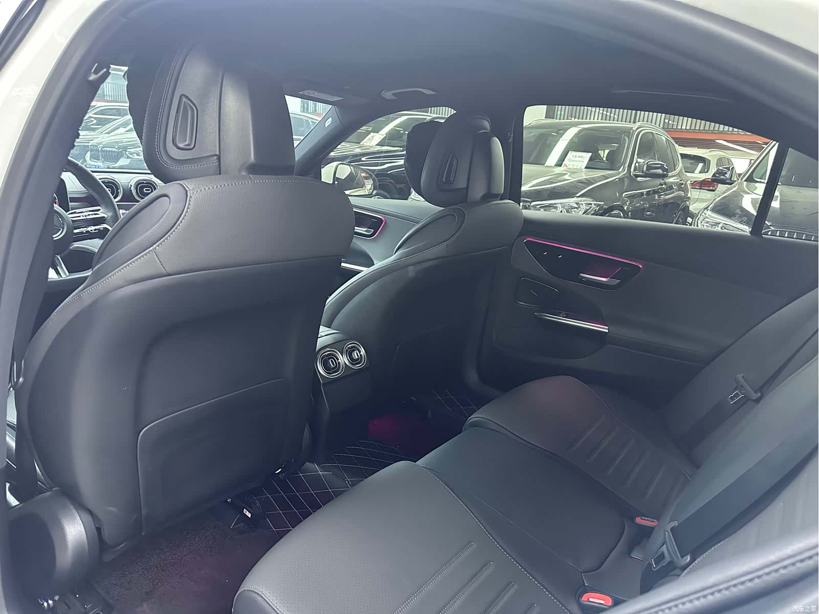 Mercedes-Benz C-Class, 2023 10
