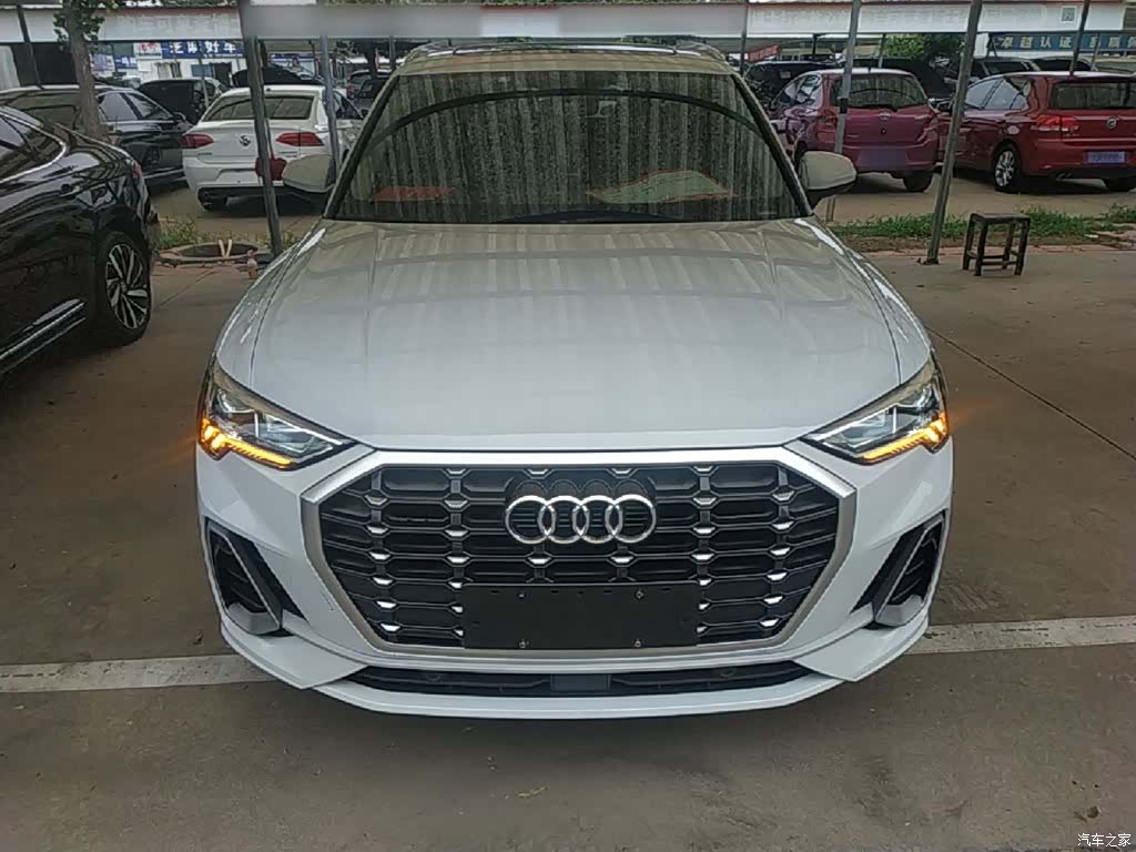 Audi Q3, 2019 3