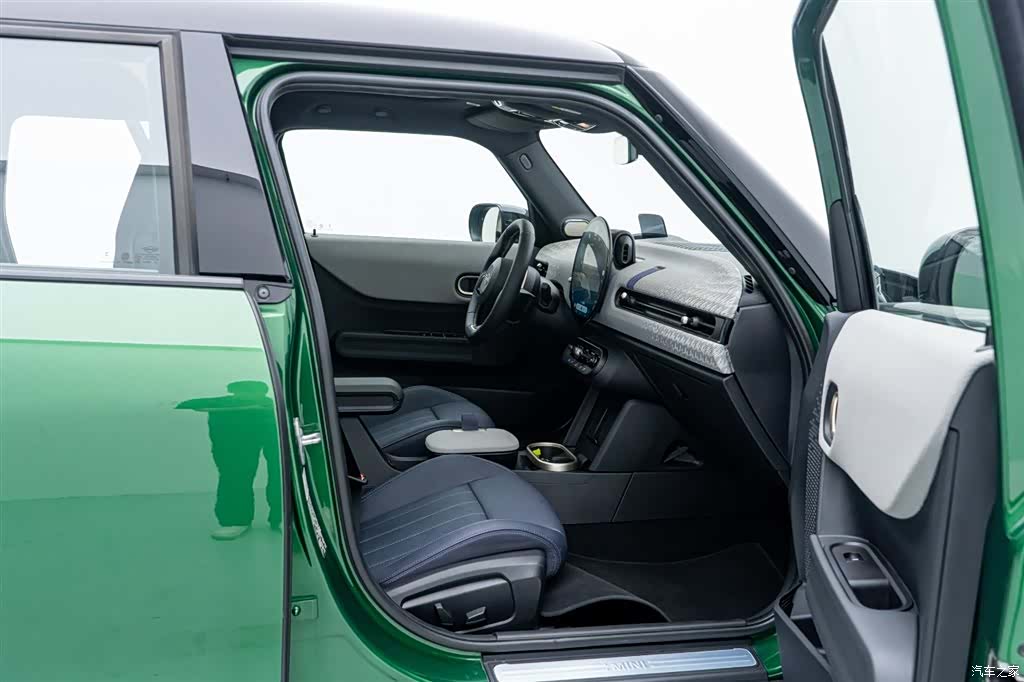 Mini Cooper, 2024 17