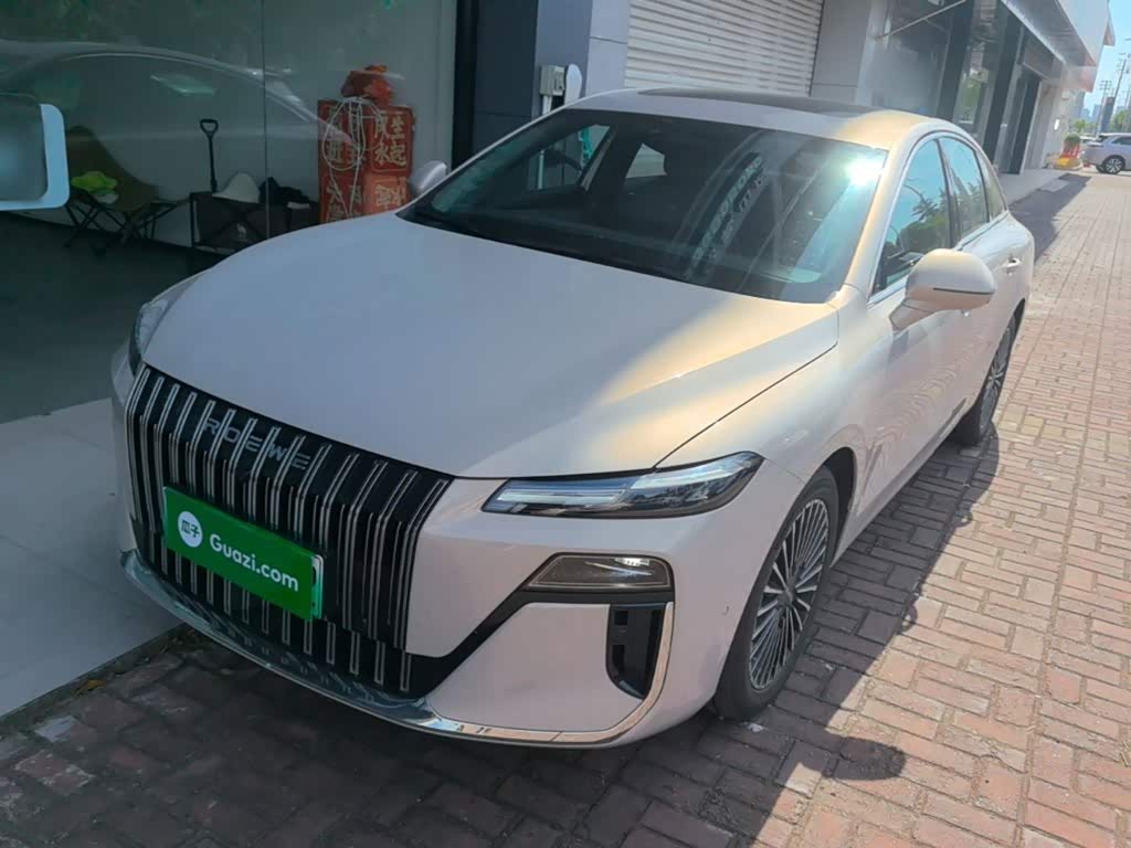 Roewe M7 DMH