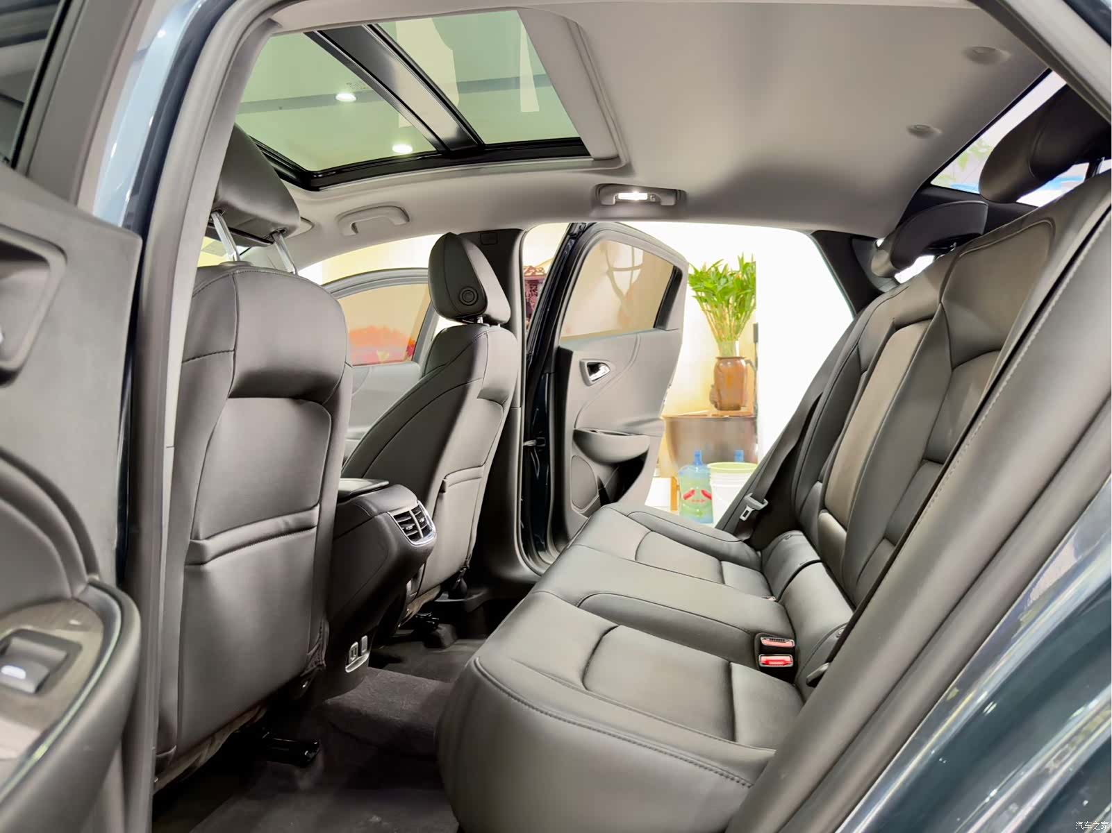Chevrolet XL, 2023 11