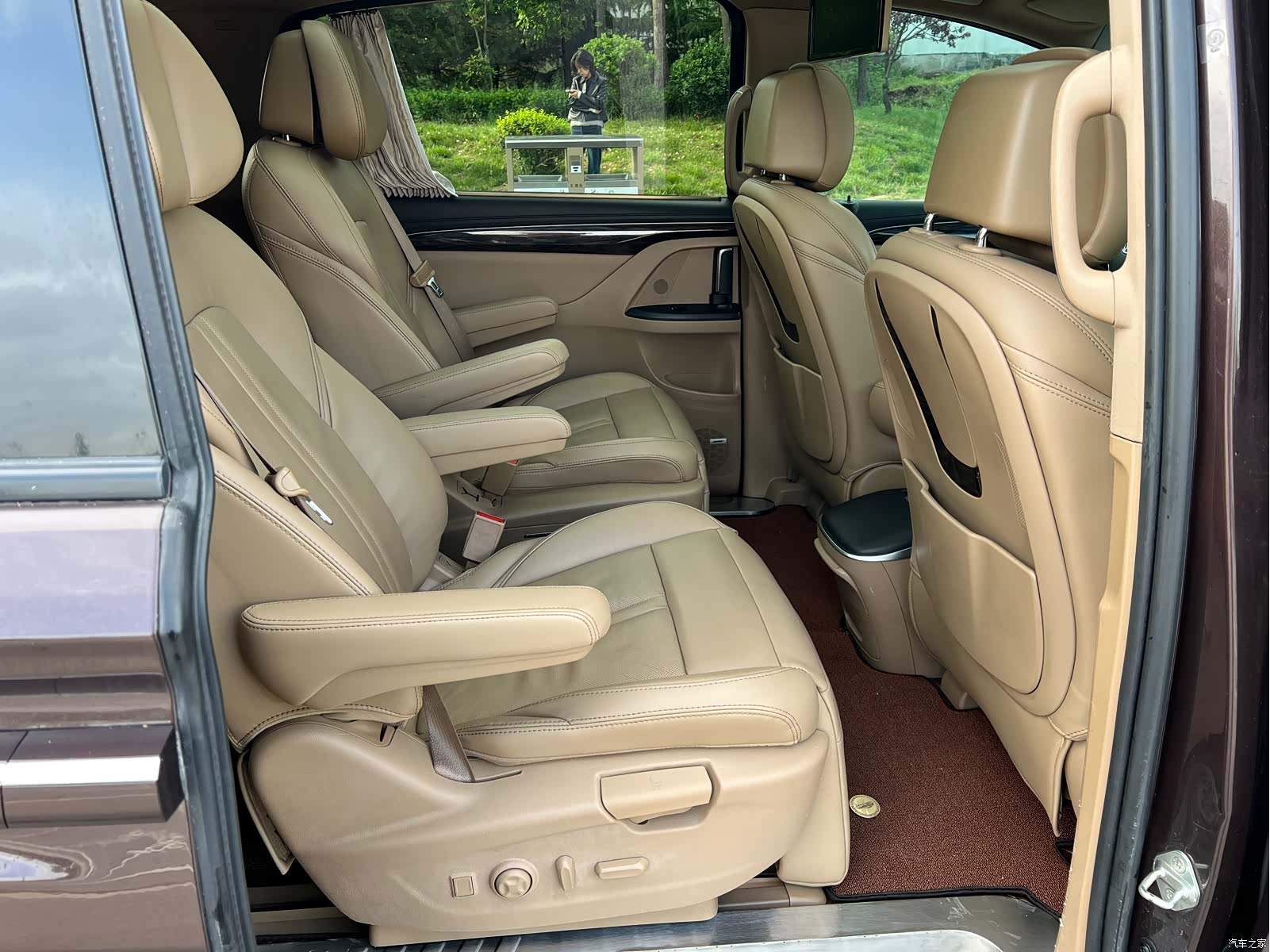 Buick GL8, 2017 14
