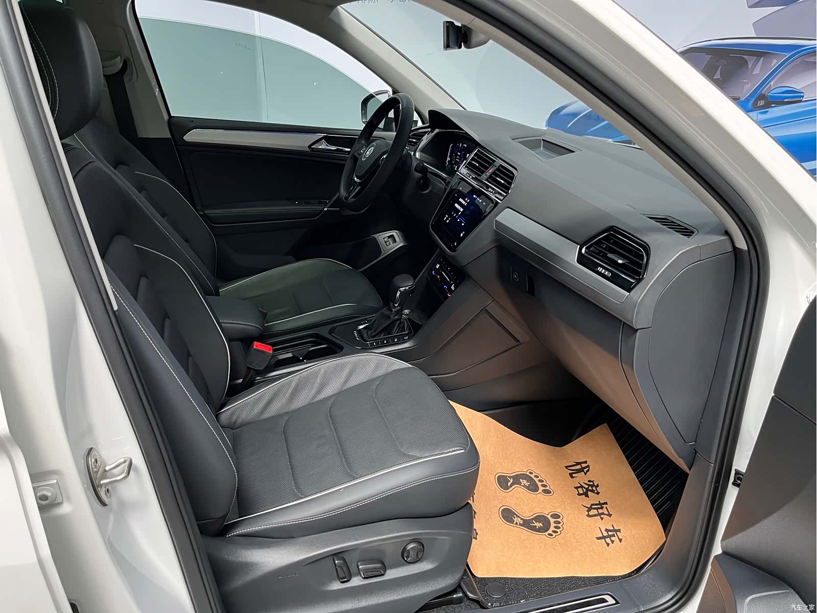 Volkswagen Tiguan L, 2020 11