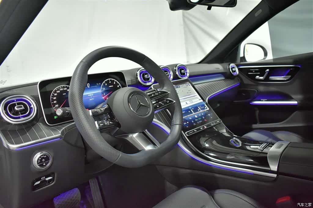 Mercedes-Benz C-Class, 2024 6