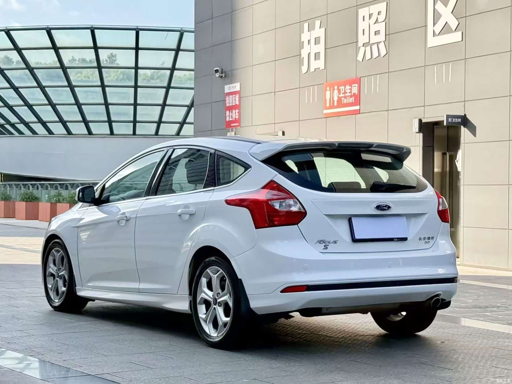 Ford Focus, 2013 7