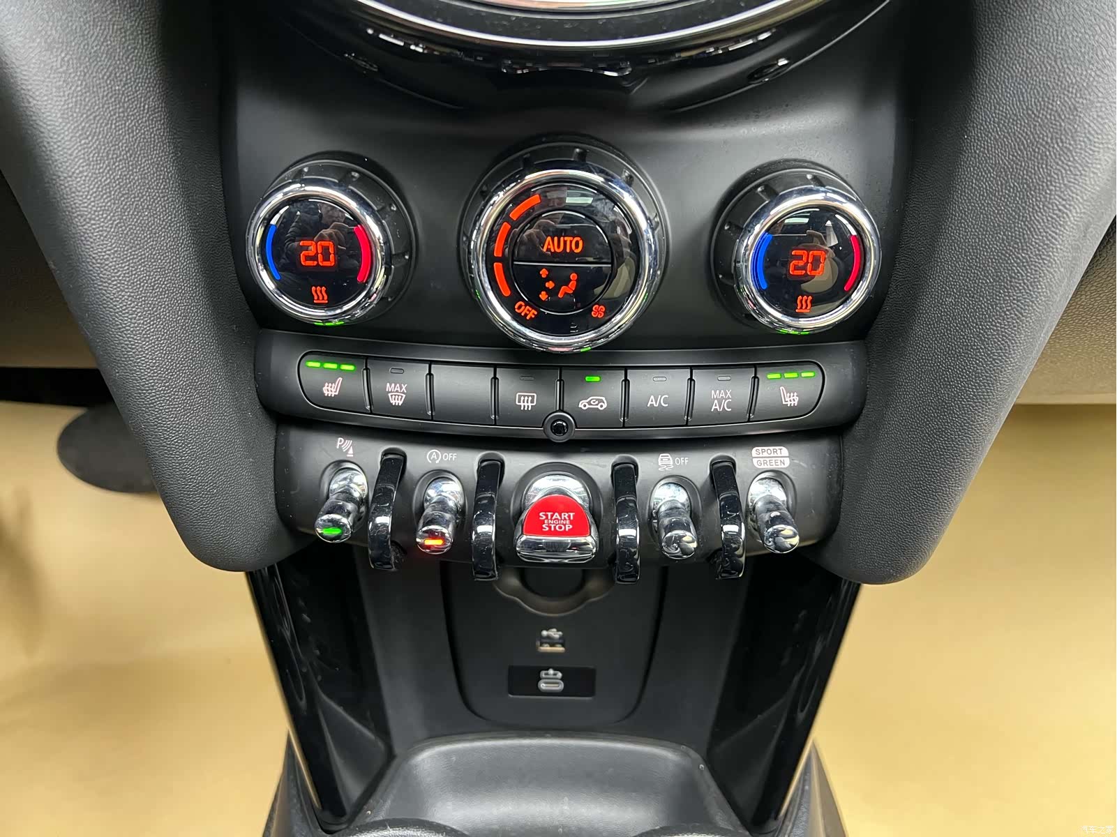 Mini Cooper, 2023 14