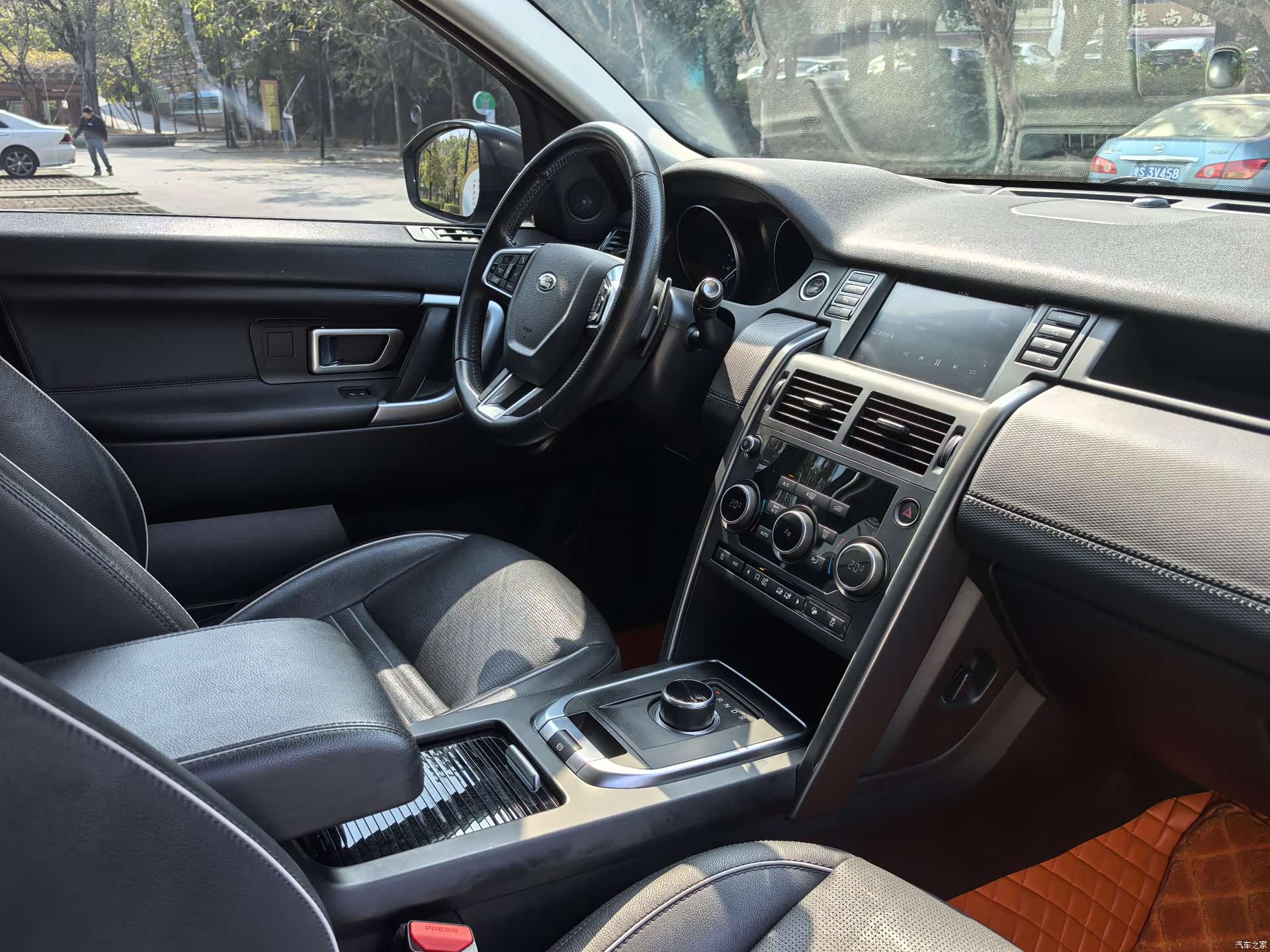 Land Rover Discovery, 2019 7