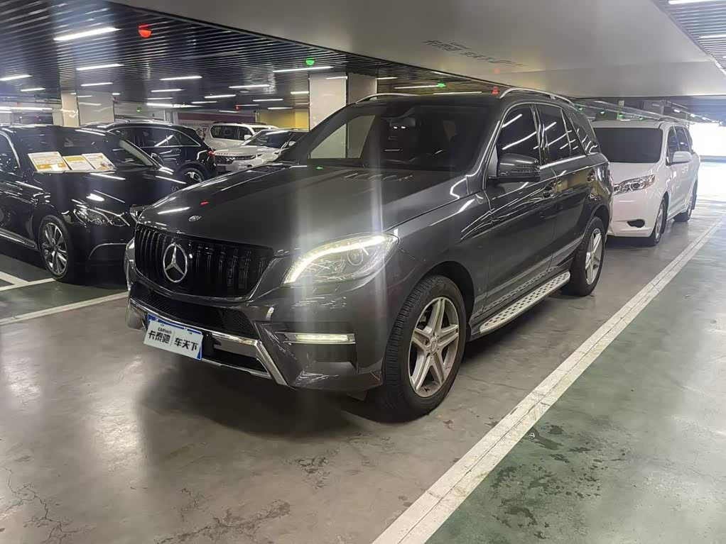 Mercedes-Benz M