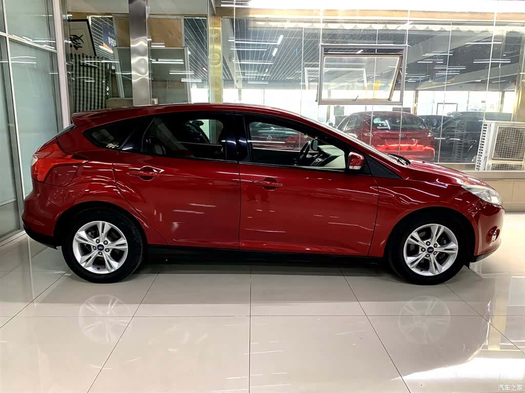 Ford Focus, 2013 4