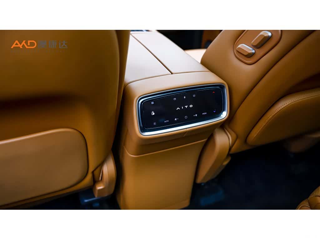 AITO M9, 2024 10